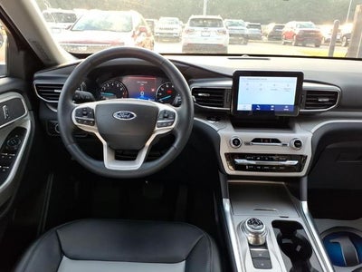 2024 Ford Explorer XLT