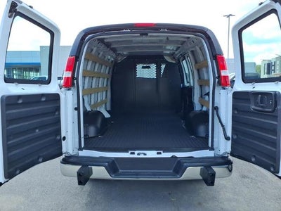 2025 Chevrolet Express Cargo WT