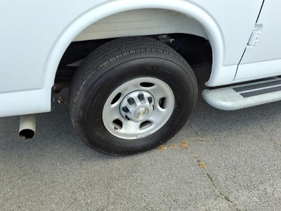 2025 Chevrolet Express Cargo WT