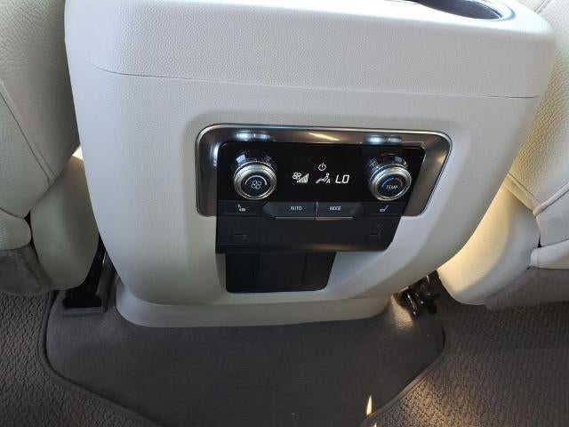 2026 GMC Yukon Denali - Photo 10