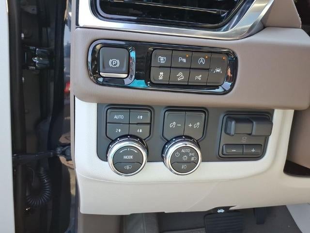 2026 GMC Yukon Denali - Photo 14