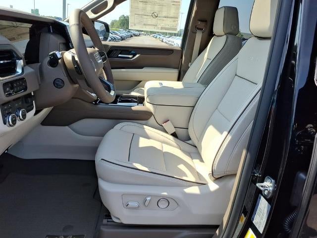 2026 GMC Yukon Denali - Photo 15