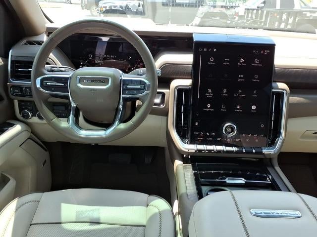 2025 GMC Yukon Denali - Photo 12