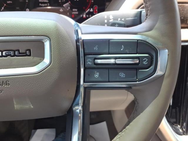 2025 GMC Yukon Denali - Photo 26