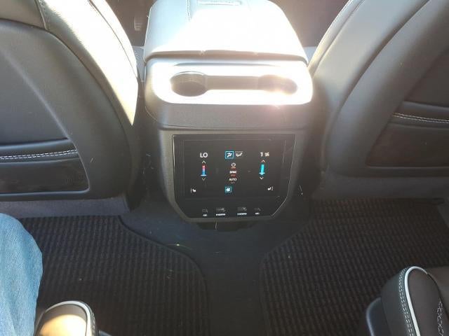 2027 GMC Yukon XL Denali Ultimate