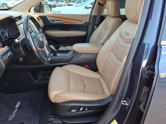 2019 Cadillac XT5 Platinum AWD