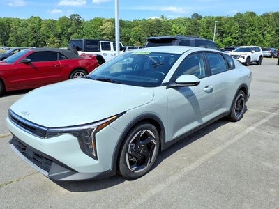2025 Kia K4 EX
