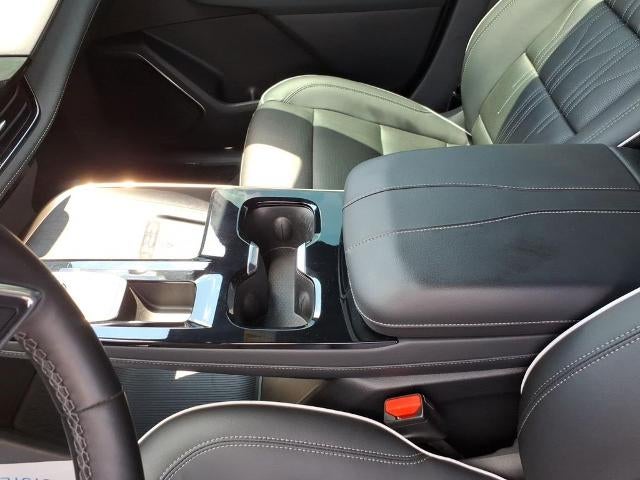 2025 Buick Enclave Avenir - Photo 13