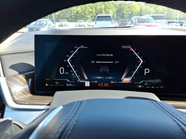 2025 BMW X7 xDrive40i