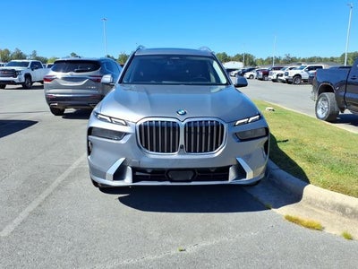 2025 BMW X7 xDrive40i